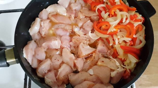 Куриная грудка с овощами за 20 минут. Сочная ВКУСНЯТИНА смотреть онлайн