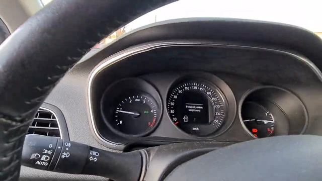 Хетчбек! Renault Megane 4 2017 1,5 дизель 110л.с. К9К механика. Пробег 148тыс.км Цена 11800$ смотреть онлайн