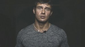 Почему бывшая девушка следит за тобой? Настоящая правда