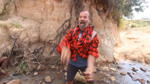 Juggling Tutorial with Wim Hof смотреть онлайн