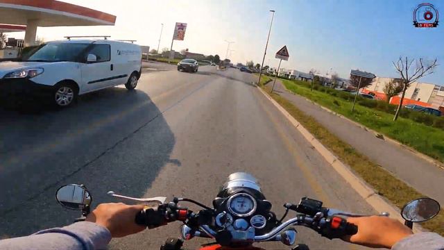 RIDE IN CITY - ITALY - ROYAL ENFIELD смотреть онлайн