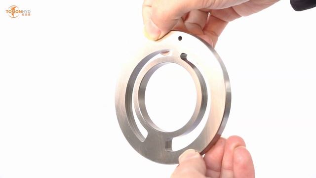 DANFOSS 90R75 Charge pump cover - Hydraulic pump spare parts смотреть онлайн