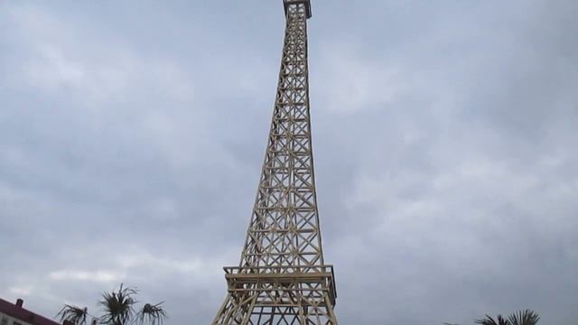 ??Частичка Парижа и в нашем Городе Сумгаит 2019 смотреть онлайн