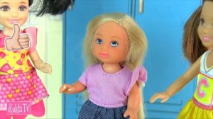 Почему Эрика Бросает Спорт, а Эви Красит Волосы? Мультики Барби Про Школу IkuklaTV