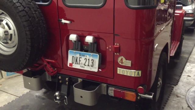 Red 1977 FJ40 смотреть онлайн