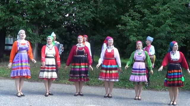 Фольклорный ансамбль "Снеге пеледыш" марийская народная песня "Ачажын тувырым чиялын" смотреть онлайн