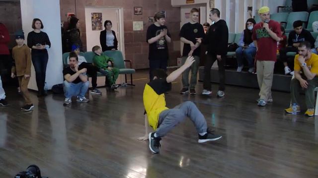 top16 до 13 лет Bogman vs Andy Bond vs Puffy - "ALL OPTION" break dance battle смотреть онлайн