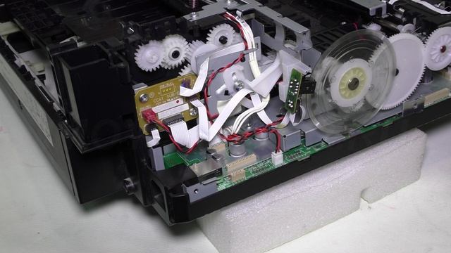 Сборка принтера EPSON-XP600 смотреть онлайн