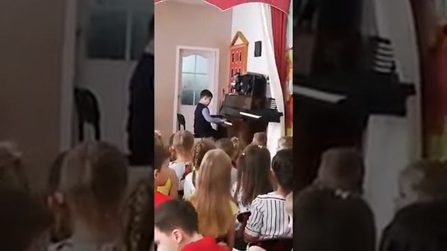 Танец феи Драже из балета "Щелкунчик" смотреть онлайн