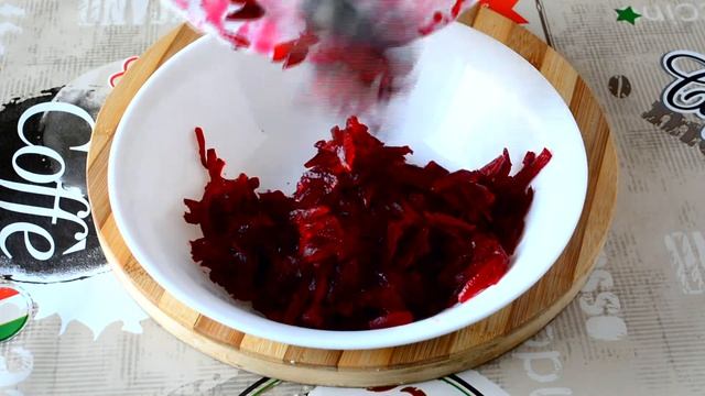 Свекольный салат с морковью и чесноком – вкусно и полезно смотреть онлайн