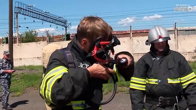 Пожарный поезд станции Вихоревка: для чего и кто на нём служит? смотреть онлайн