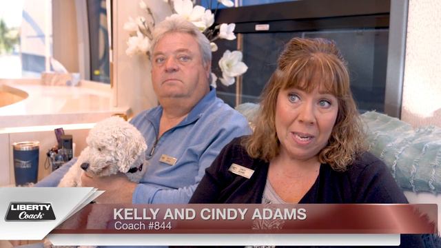 Liberty Coach - Kelly & Cindy Adams смотреть онлайн