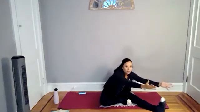 Morning Stretch & Yoga Flow - 1.25.21- Two Hearts Dance & Yoga смотреть онлайн