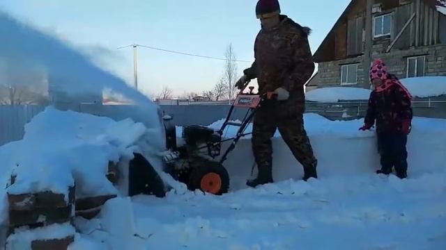 Снегоуборщик Patriot PS 700. смотреть онлайн