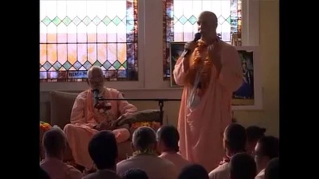 Шрила Бхактиведанта Нараяна Госвами Махарадж. Обо всем за одну лекцию. 12.06.2005 г. смотреть онлайн