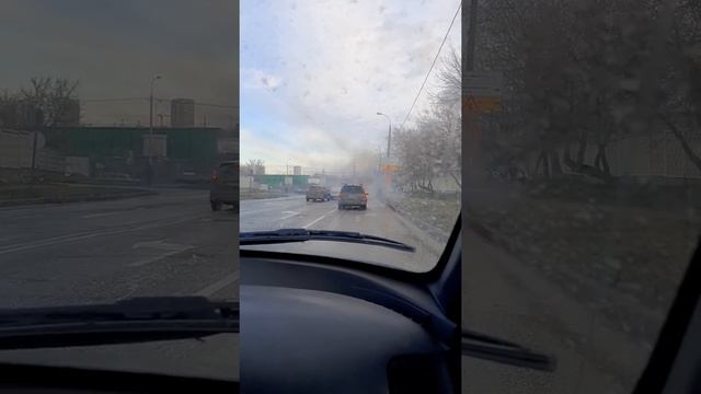 Горит пежо около котляковской улицы смотреть онлайн