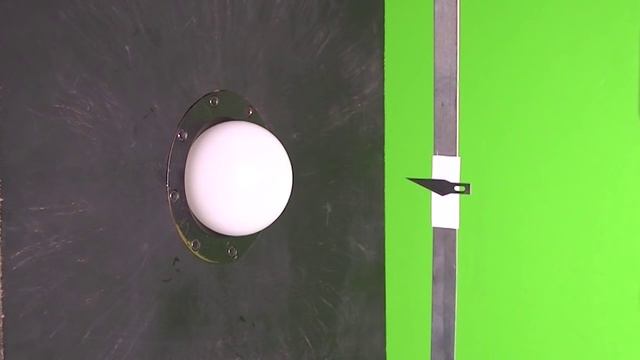 The Two Explosion Regimes Of A Balloon
