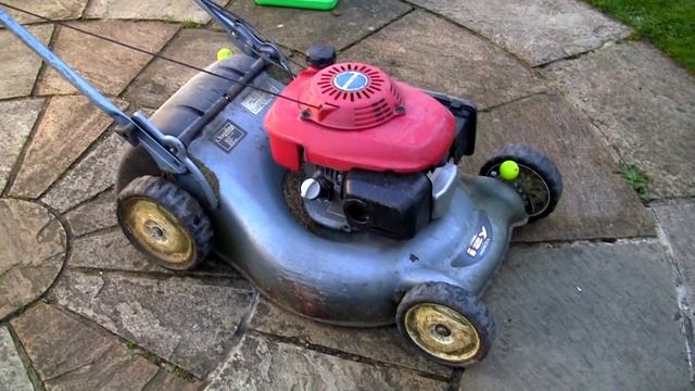 Honda IZY Lawnmower Won't Start + Self Drive Not Working. Help And Repair смотреть онлайн