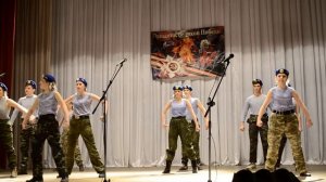 МОУ-СОШ №3. Танец  День Победы.