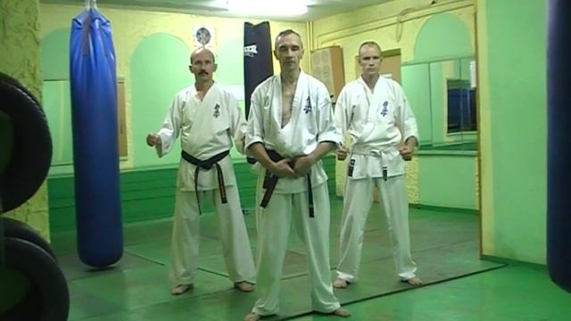 УРОКИ Каратэ Киокушинкай - Удар ТЮСОКУ МАВАШИ СОТО КЕАГЕ, блоки урок № 12