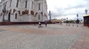 по Москве на великах STRIDA 5.2