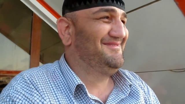 ОПАСНАЯ ЧЕЧНЯ 2022. ОПРОС РУССКОГО . ЖЕНИЛСЯ БЫ НА РУССКОЙ? ОПРОС В ЛОБ. смотреть онлайн