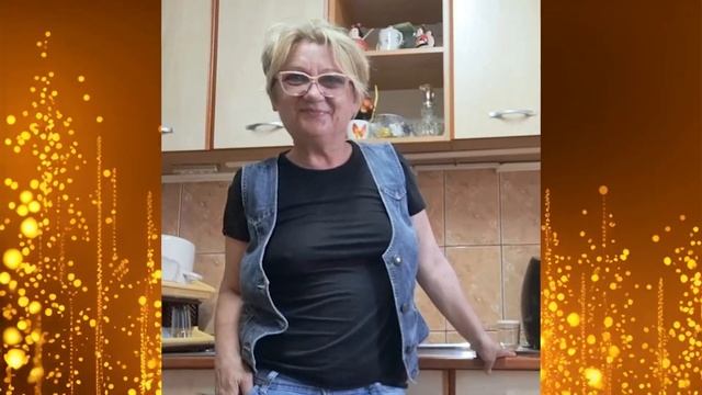 Maria Ilonca Radeoala Mature Women Over 50, Natural Older Women Fashion - Mature Attractive Women