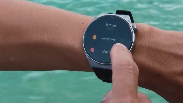 Explore new wonder underwater with HUAWEI WATCH GT 3 Pro смотреть онлайн