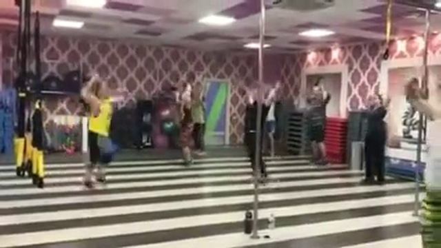 Power Fit, Фитнес-клуб смотреть онлайн