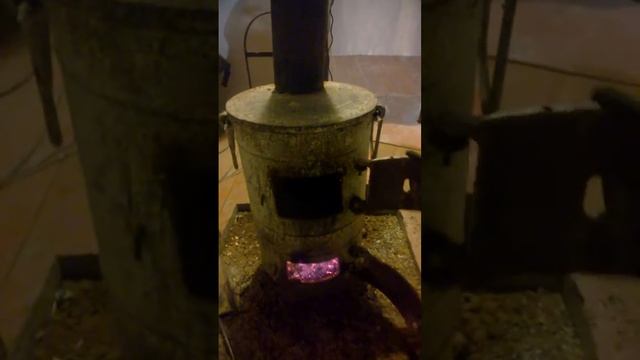 Печка-буржуйка супер прикол 18+ смотреть онлайн