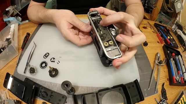 Zenit 122 disassembly - Mechanics смотреть онлайн