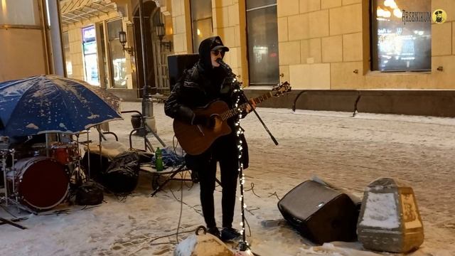 «Где-то далеко летят поезда, самолеты сбиваются с пути…» (хит 1999 года) смотреть онлайн