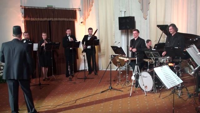 Johann Strauss, `Vergnügungszug` ( И. Штраус, полька - Поезд удовольствия) op.281. смотреть онлайн