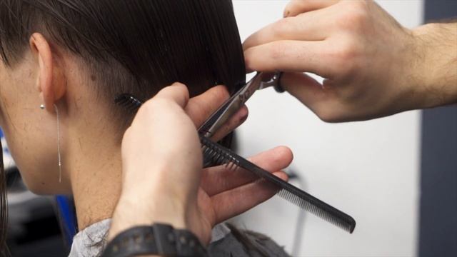 Удлиненное каре Вадим смотреть онлайн