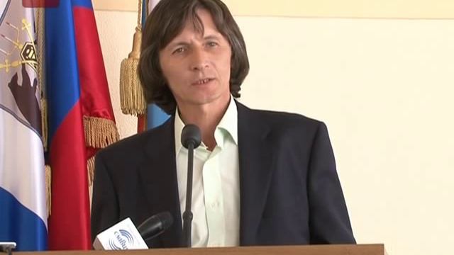 Власти считают, что каждая земля должна иметь хозяина смотреть онлайн