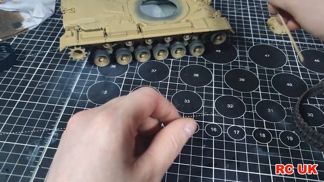 Dragon 1/35 IDF Magach 3 Plastic Model Build PART 4. смотреть онлайн