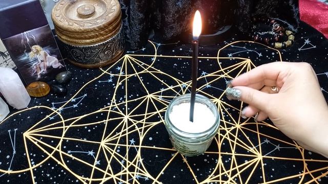 Чистка солью и одной чёрной свечой!! смотреть онлайн