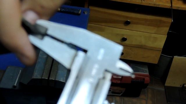 Мой шуруповерт Hitachi DS12DVF3 смотреть онлайн