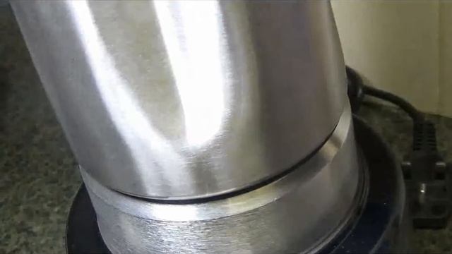 Waring HGB25EK Commercial Kitchen 750W High Speed Blender review смотреть онлайн