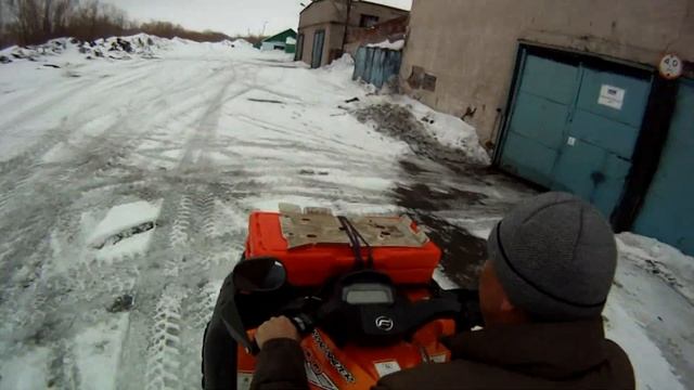 тест квадрацикла  CFMOTO 800