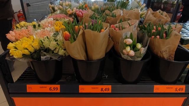 Цена на цветы.2022.02. 13 d. смотреть онлайн
