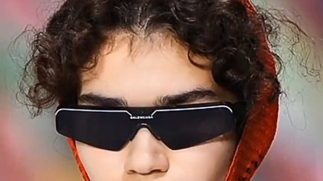 Модный головной убор 2023 Балаклава модно или странно Обзор разных моделей шапки смотреть онлайн