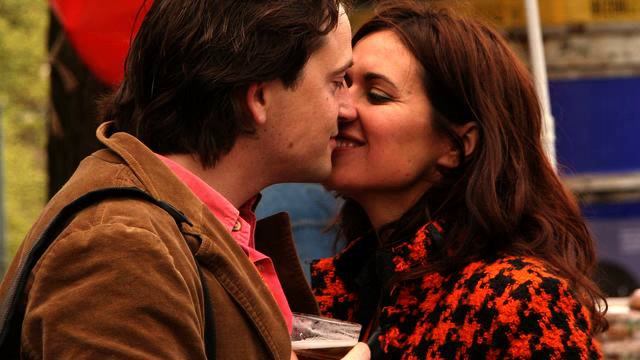 Чарующая... воздушная... музыка. Новое видео от Селена... смотреть онлайн