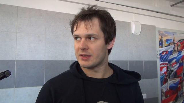 "В сборной отношение к тренировочному процессу более серьезное" (интервью Дадонова) смотреть онлайн