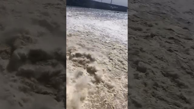 Запорожская ДнепроГЭС смотреть онлайн