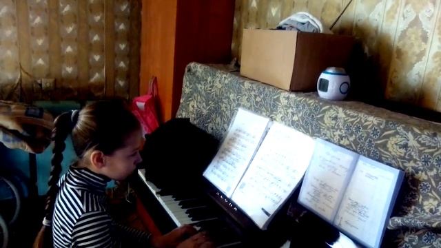 Кот играет на пианино-весенняя птичка-видео Влог смотреть онлайн