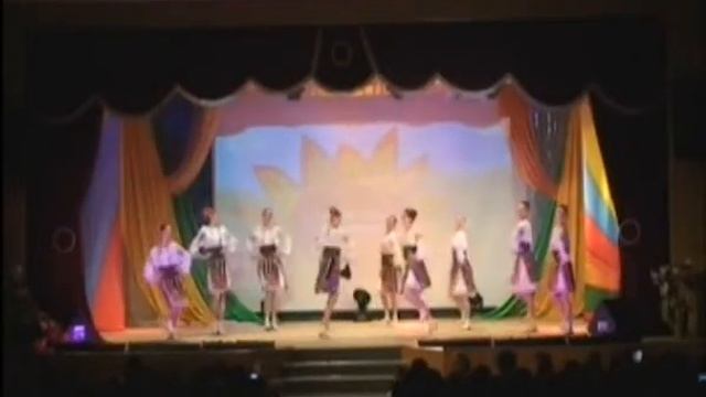 Молдавский танец "Утро" смотреть онлайн