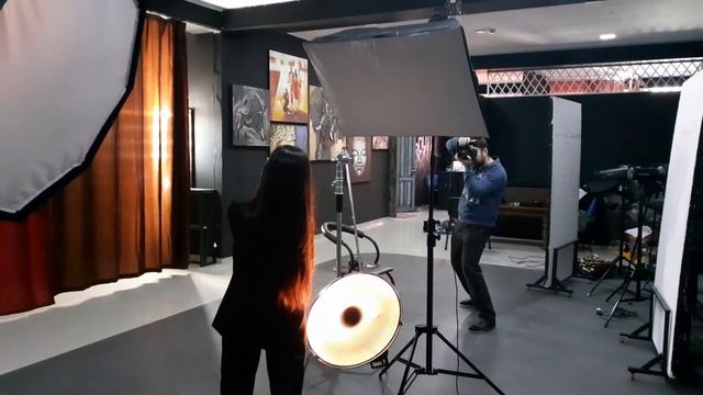 Тестирую Bronica ETRSi СФ пленочную камеру со студийным светом- Дмитрий Воронов Узбекистан. Ташкент смотреть онлайн