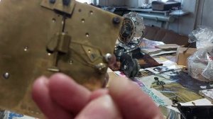 Замена заводной пружины барабана четвертных часов