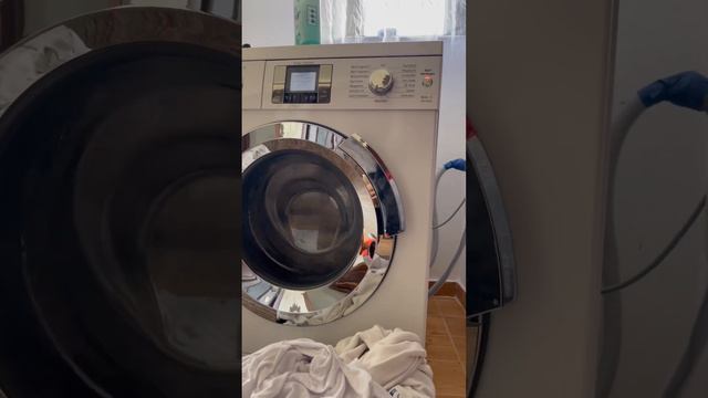 Bosch washing machine Jumping and Smashing unbalanced смотреть онлайн